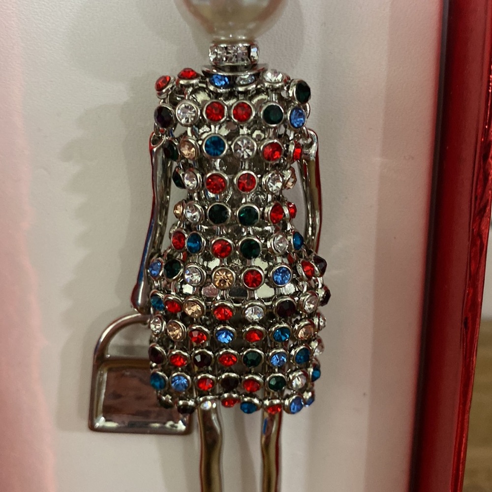 Necklace. - Picture 2 of 3